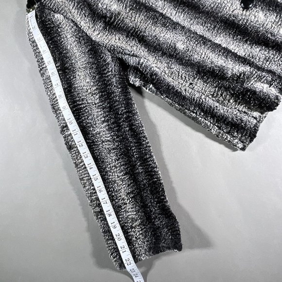 Chico's Black/Gray Vertical Stripe "Fuzzy" Texture Jacket/Coat Size 2 US Size 12 - Picture 5 of 12